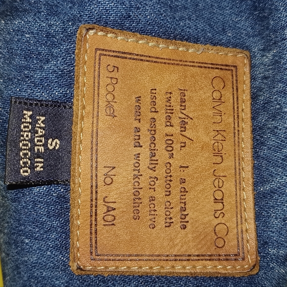 Denim jacket - Picture 2 of 3